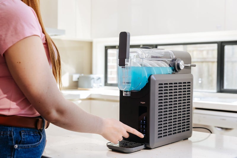Kogan Slushie Frozen Drink Maker, KA48BSLUWEA Carousel 2