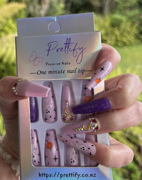 Spooky - Press on Nails 24pcs Carousel 1