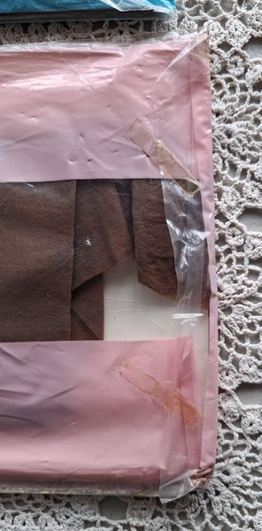3 pairs unopened vintage stockings Carousel 6