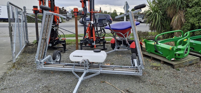 RedBack 4.8m Weed Wiper Carousel 1