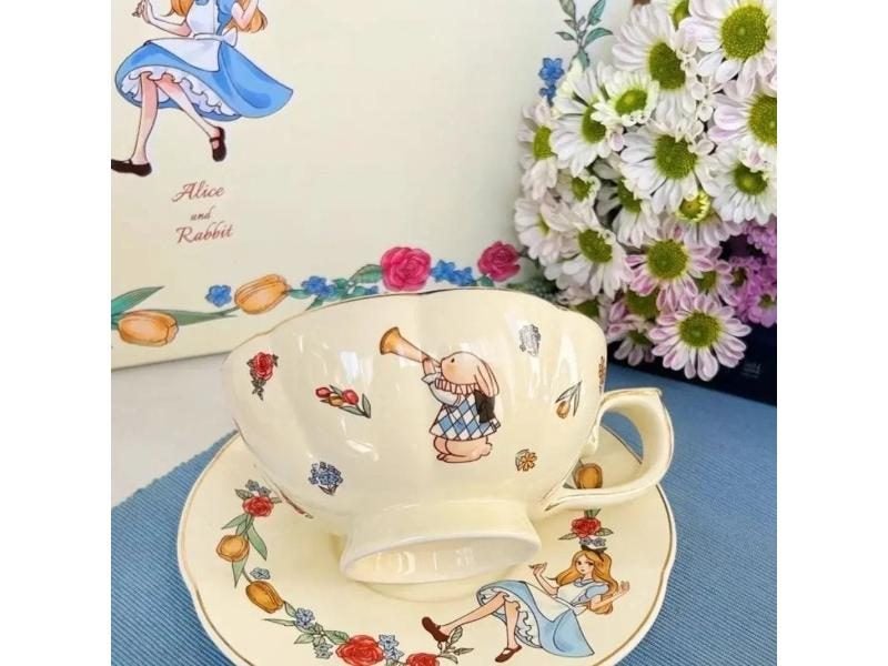 Luxury Gift Box Cup And Pot Girl And Rabbit Ceramic Teapot Coffee Cup Dish Set Carousel 1