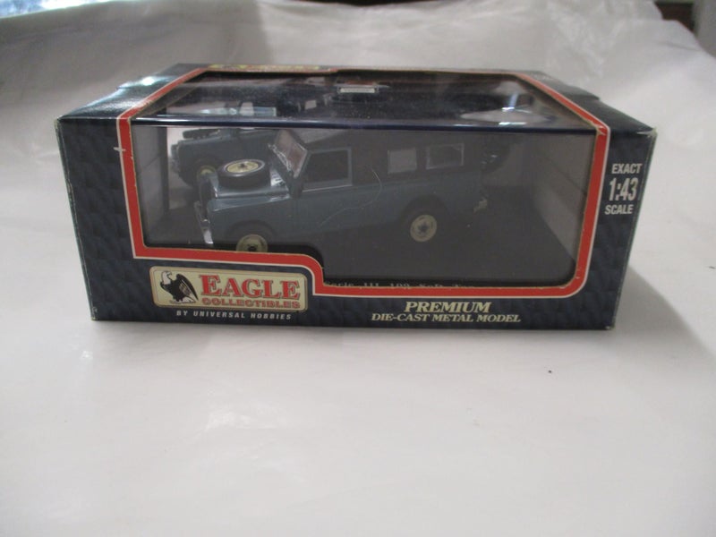 BR 9723 - Land Rover Serie III 109 Soft Top - Marine Blue - Vintage Model Carousel 1