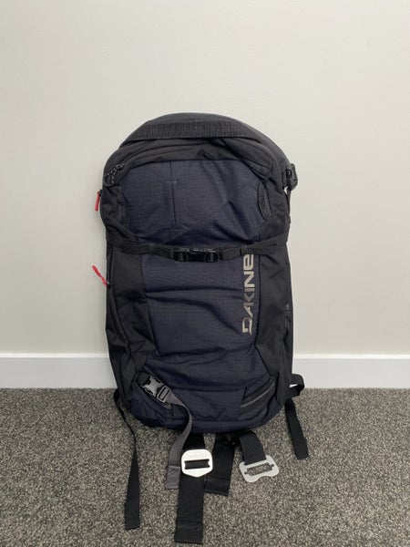 Dakine - Poacher RAS Snow Backpack 18L - Black63617449182210113