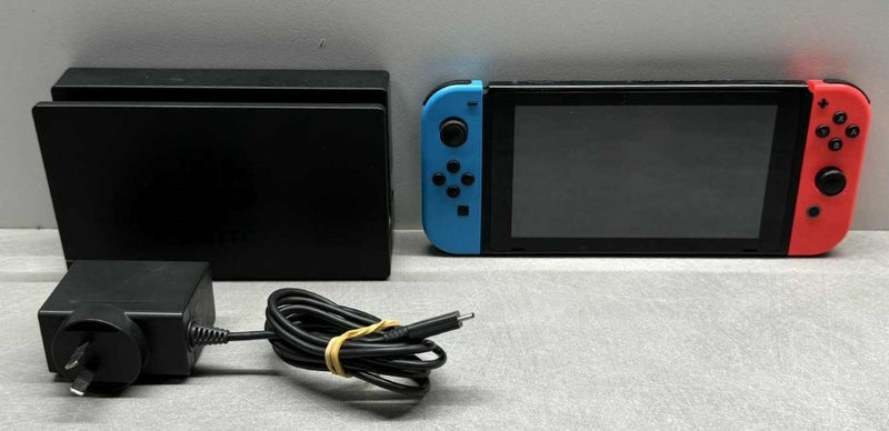 Nintendo Switch Console -MODEL: HAC-001 Carousel 1