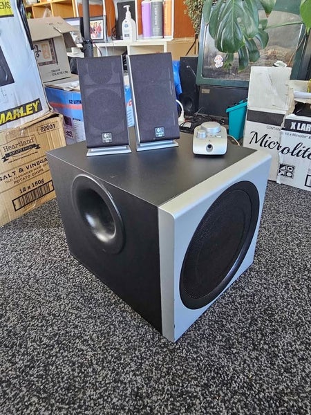 Bluetooth Logitech 8" Sub Z-2300 THX-Certified 2.1 Speaker System – Epic Sound!63756109958401110