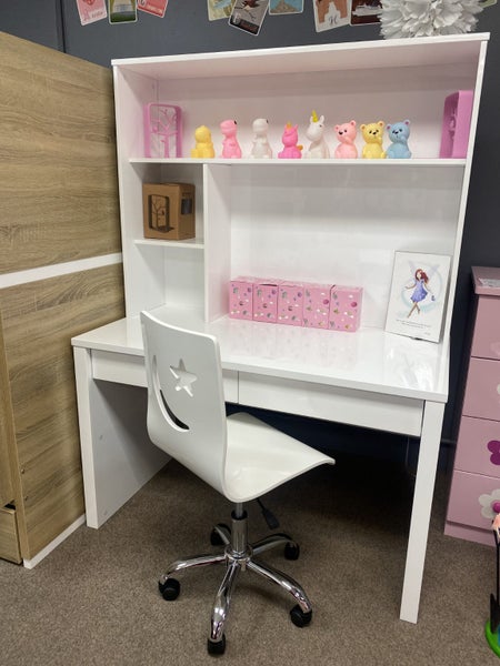 Windmill Kids Furniture - Adela Desk with Hutch - SHOP FLOOR Carousel 1
