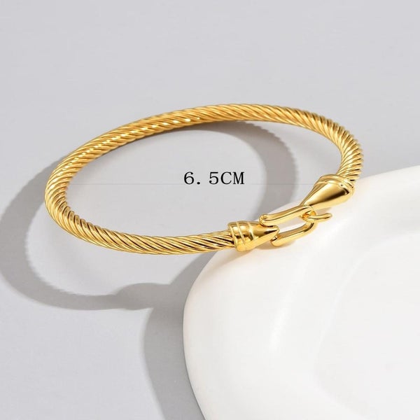 Veile Studios Versatile Roman Numeral Pendant Fried Dough Twists Multicolour Sta Carousel 2