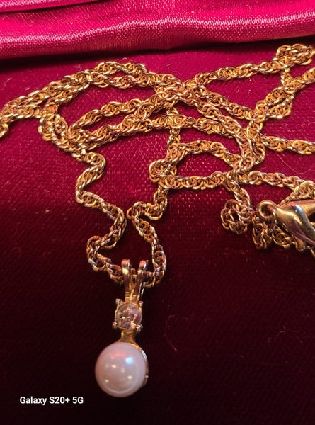 Gold Tone Necklace (Afterpay Available) Carousel 1