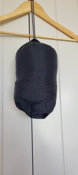Macpac black puffer jacket size 8 Carousel 9