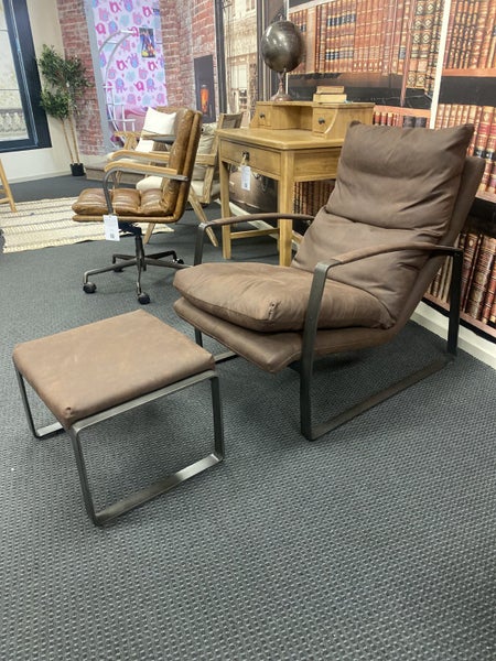 Urbano Interiors - Sienna Lounge Chair & Ottoman Carousel 1