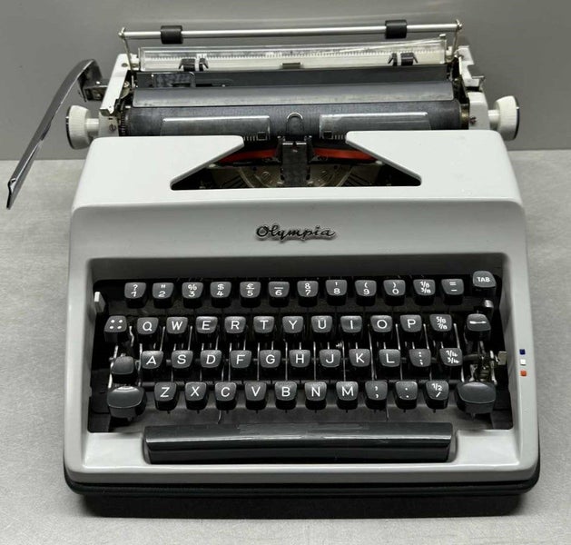 Olympia Werke AG Typewriter Carousel 6