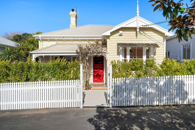 Image 1 of 20