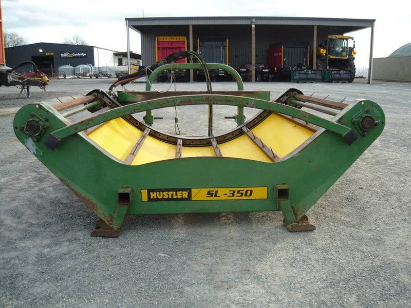 2007 Hustler SL-350 Carousel 8