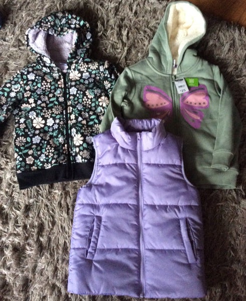 2x beautiful NEW fur lined zip up jackets & 1 Puffer Vest size 7 Carousel 1