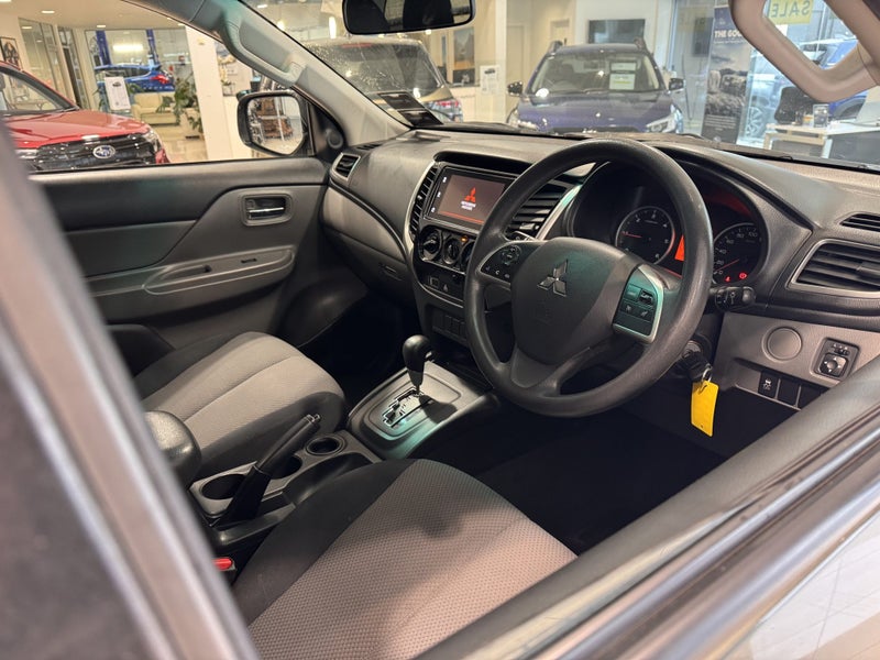 2018 Mitsubishi Triton GLXR 2.4 NZ New63613216754050111