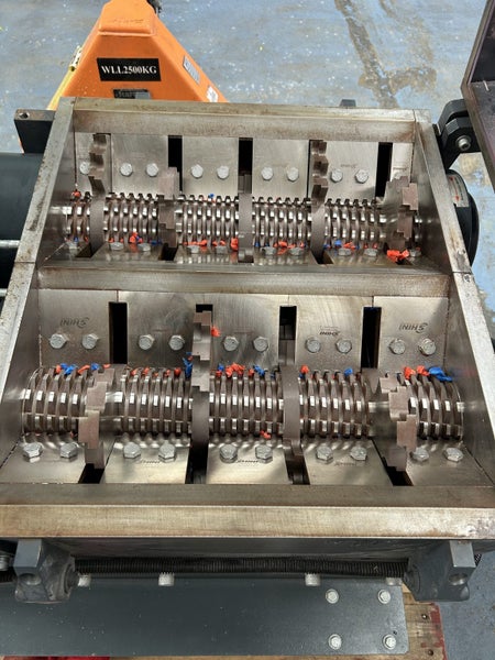 SHINI Low Speed Plastics Granulator Carousel 6
