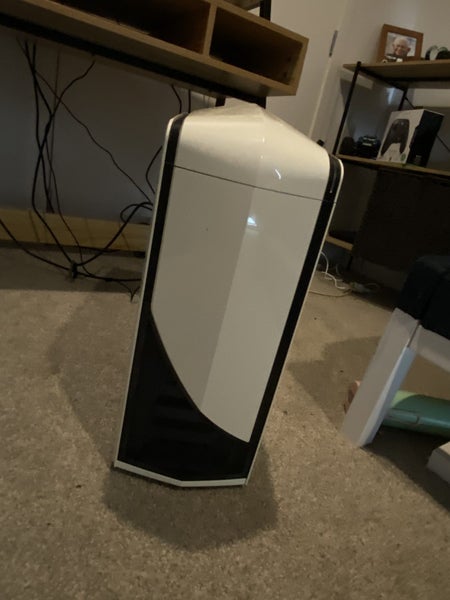 gaming PC setup (desk selled separately)63616673510275114