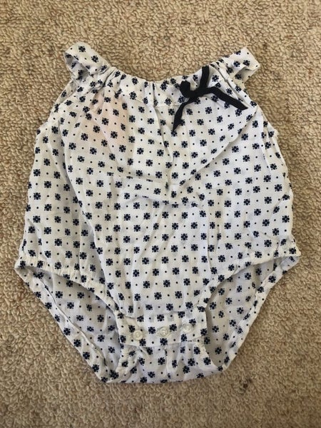 Cute Flower Bodysuit I Cotton on Carousel 1