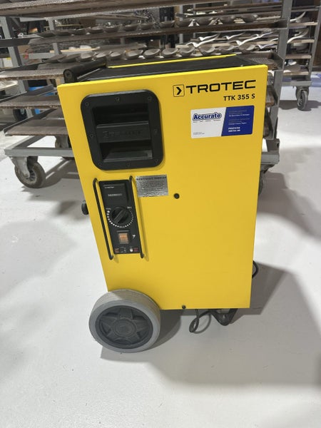 TTK355S Drying 70L Dehumidifier Carousel 1