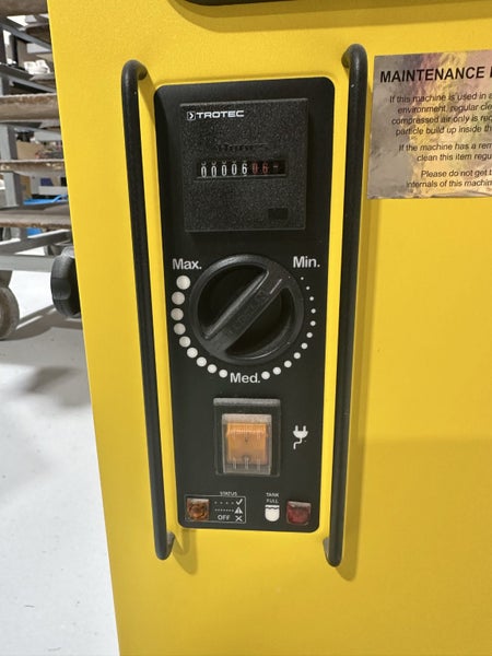 TTK355S Drying 70L Dehumidifier Carousel 2