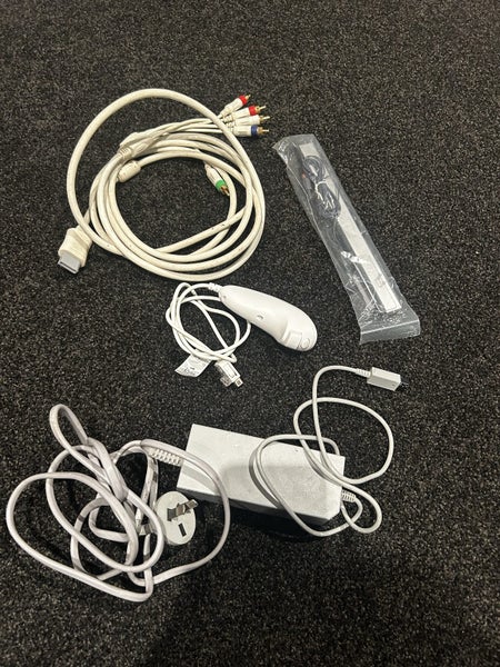 Nintendo Wii + Accessories Carousel 2