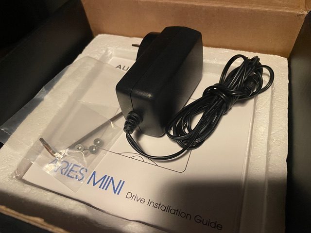 Auralic ARIES MINI -for parts/ repair only (won't power up...) Includes PSU etc.63617300718977111