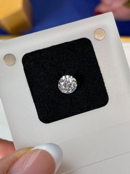 $1 RES ~ $1480 Retail Value * 1.00ct White Diamond Round Brilliant Cut VS1 Carousel 2