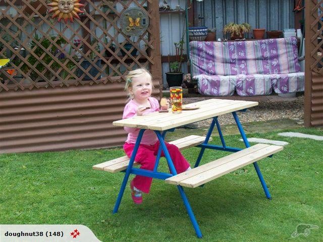 Childrens Picnic Table Carousel 1