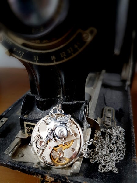 The Beautiful Bumble bee - A vintage watch movement as a stunning Pendant Carousel 2