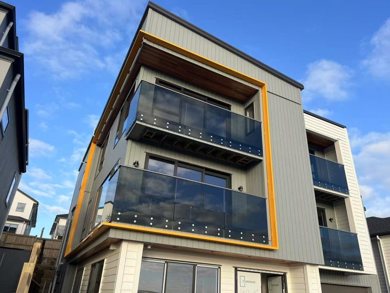 Euro Gray Glass Balustrade Carousel 2