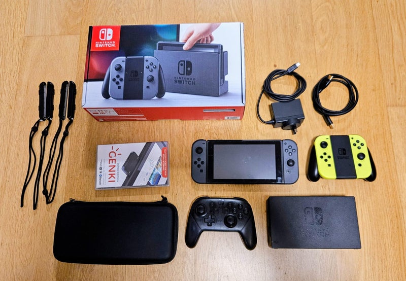 Nintendo Switch Ultimate Package - Everything Included, Ready to Game! Carousel 1