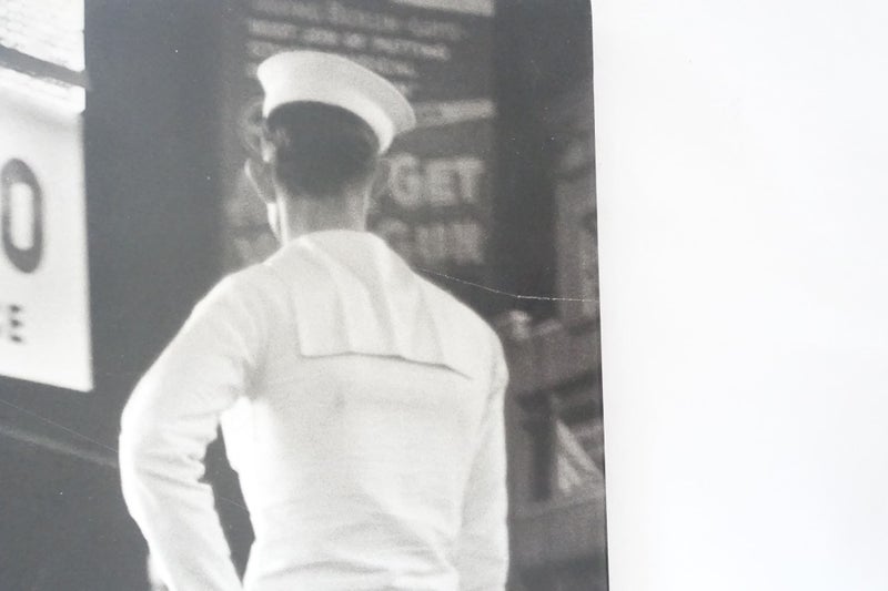 Elliott Erwitts New York by Elliott Erwitt - 2011 Paperback (SKU BK46) Carousel 2