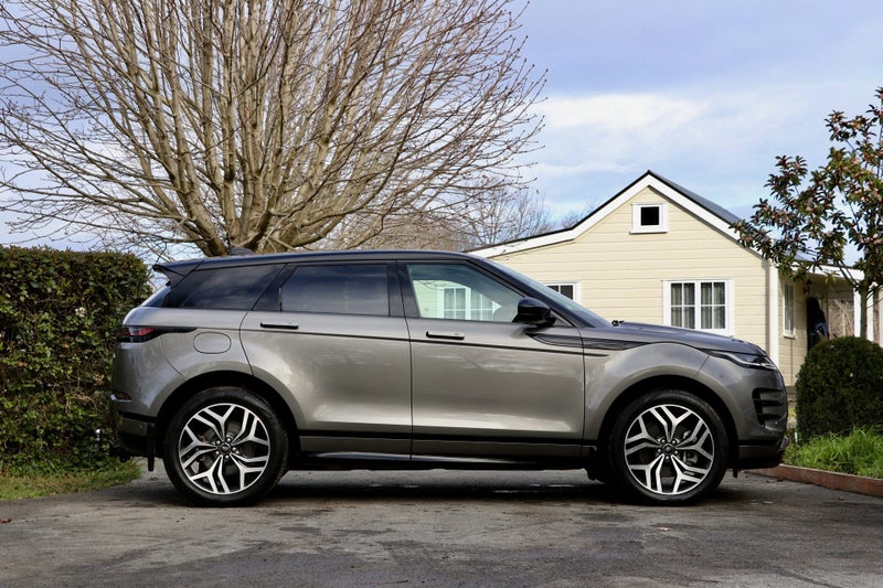 2023 Land Rover Range Rover Evoque P300e R-Dynamic63613218391554112