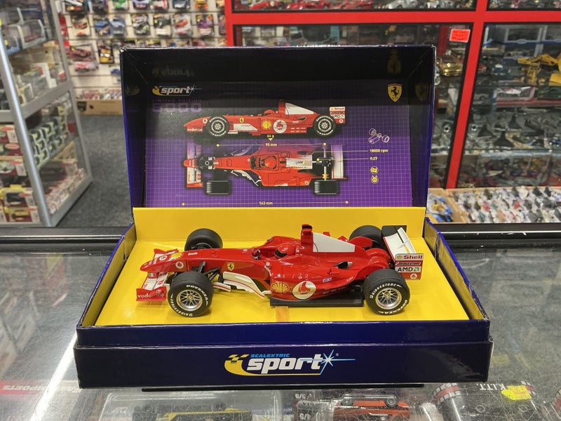 1/32 SCALEXTRIC - FERRARI F2004 #C2676AT Carousel 1