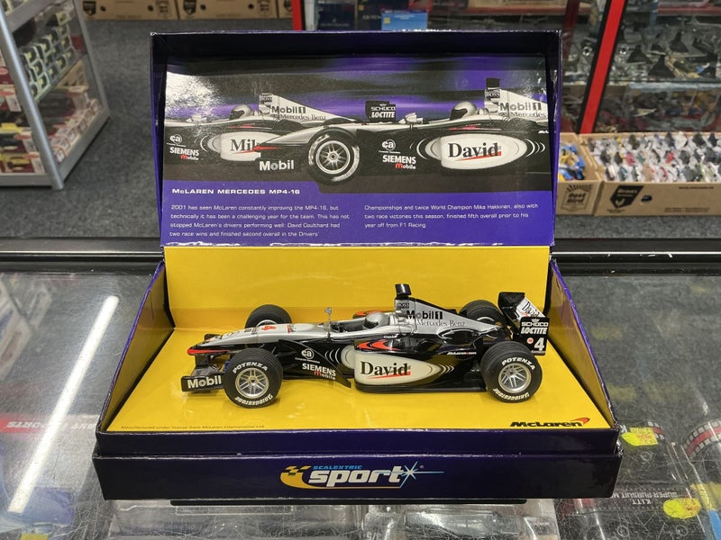 1/32 SCALEXTRIC - F1 MCLAREN MERCEDES MP4-16 #C2263 Carousel 1