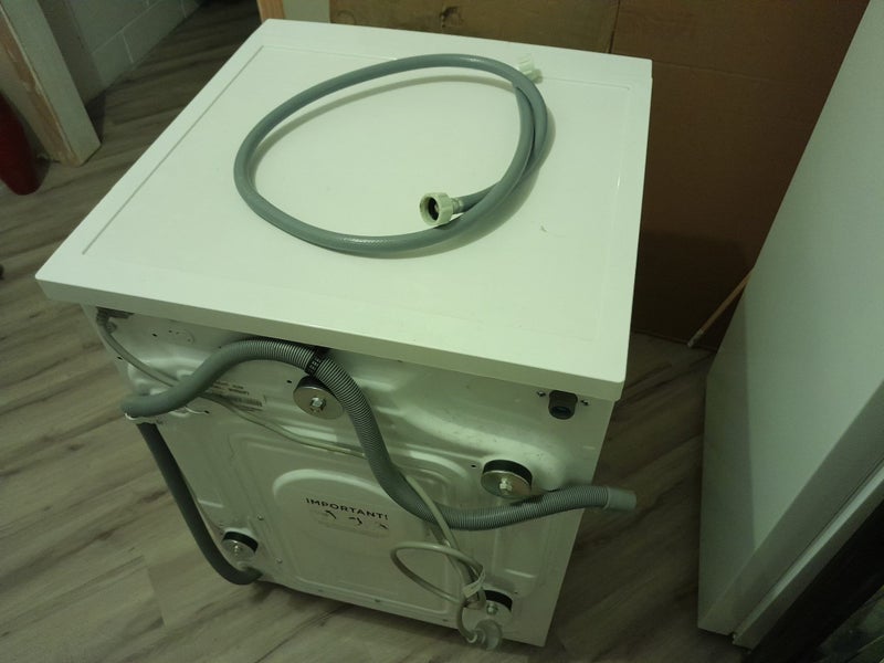 1 x Fisher & Paykel 8.5kg Front Loader Washing Machine WH8560P3. Top condition63616816907009114