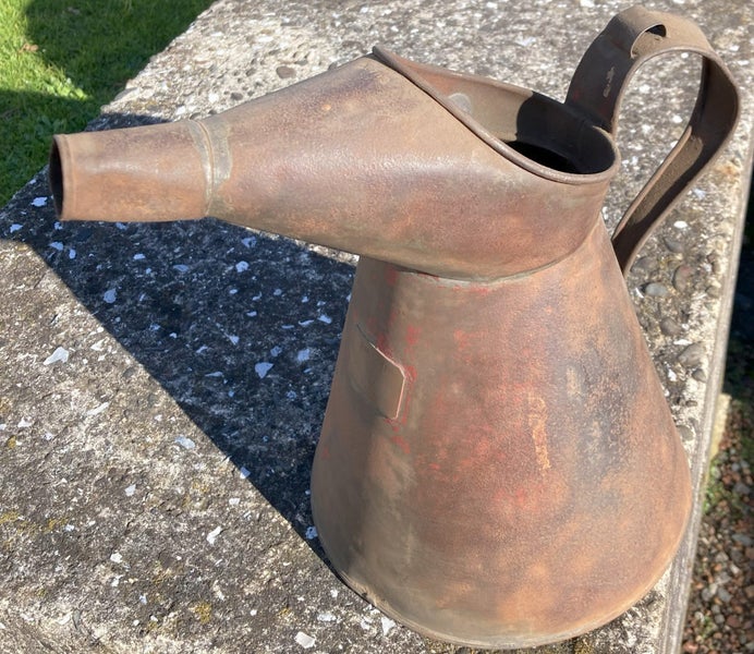 1 Gallon Air Ministry oil pourer Carousel 1