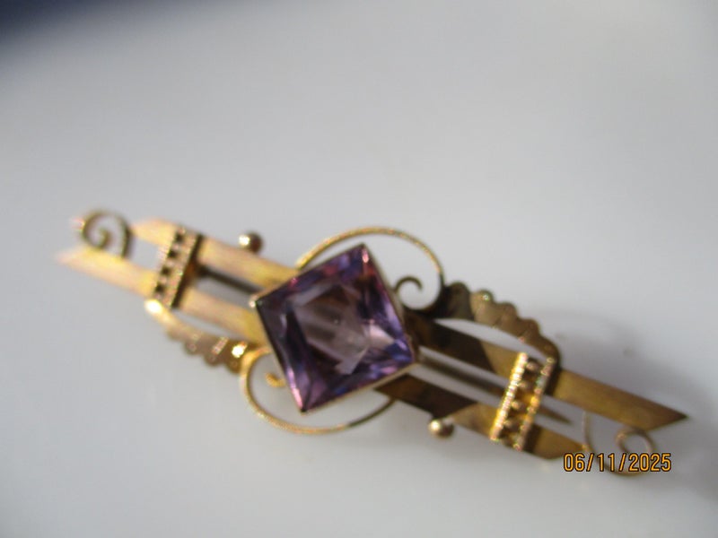 9ct gold and amethyst antique brooch Carousel 2