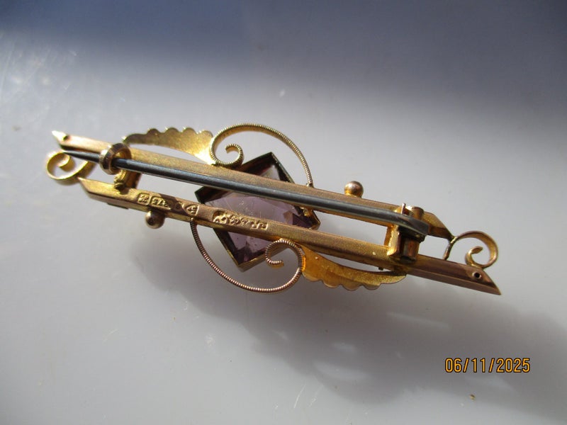 9ct gold and amethyst antique brooch Carousel 6