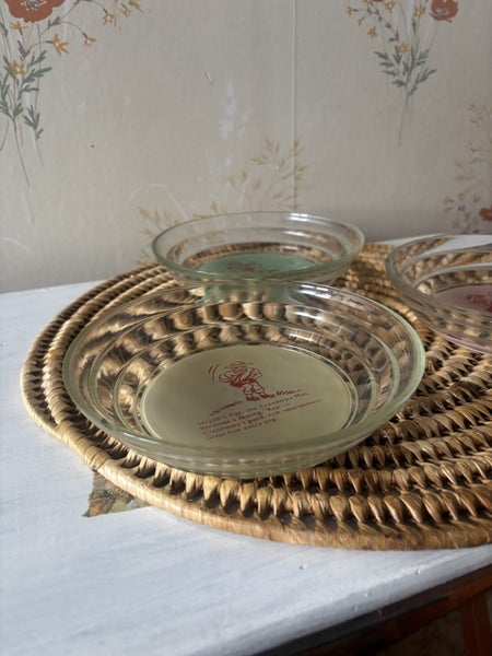Vintage Sergeant Dan Creamoata bowls x3 Carousel 2