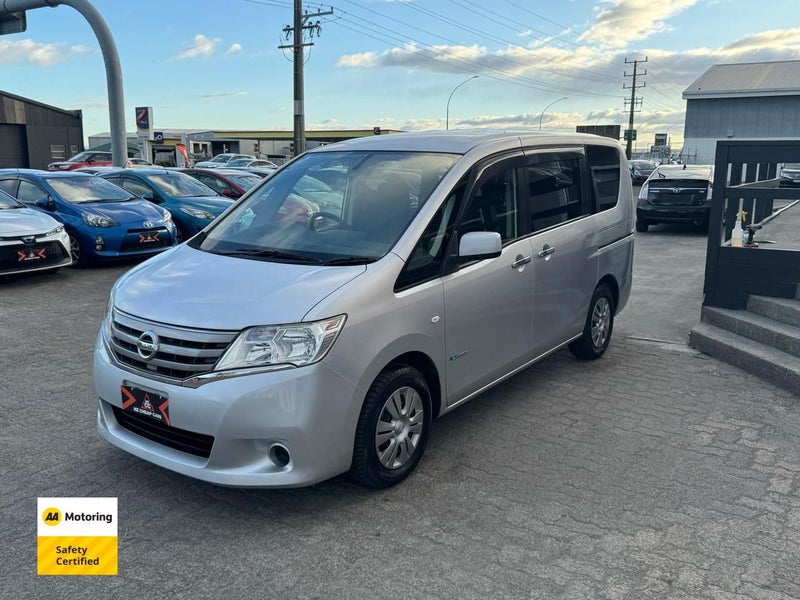 2012 Nissan Serena 7 Seater Hybrid63613533521025113