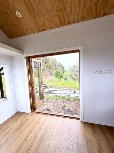 Tiny house on wheels Carousel 13