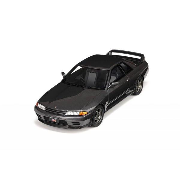 1/18 Nissan Skyline R32 GT-R Carousel 2