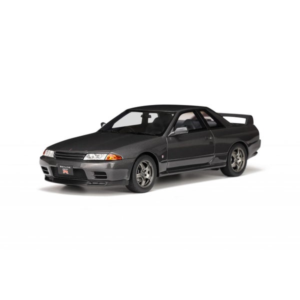1/18 Nissan Skyline R32 GT-R Carousel 1