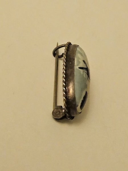 Vintage DELFT style Silver Brooch Carousel 2