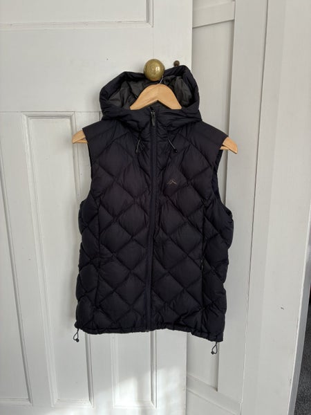 Macpac down vest, size 12. Carousel 1