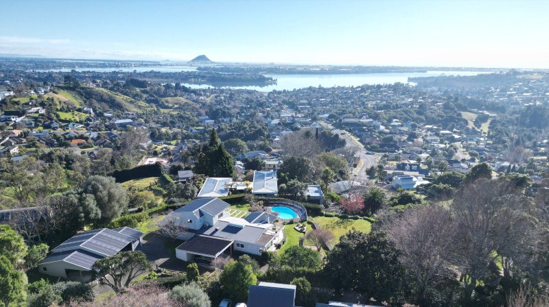 Image 2 of 38