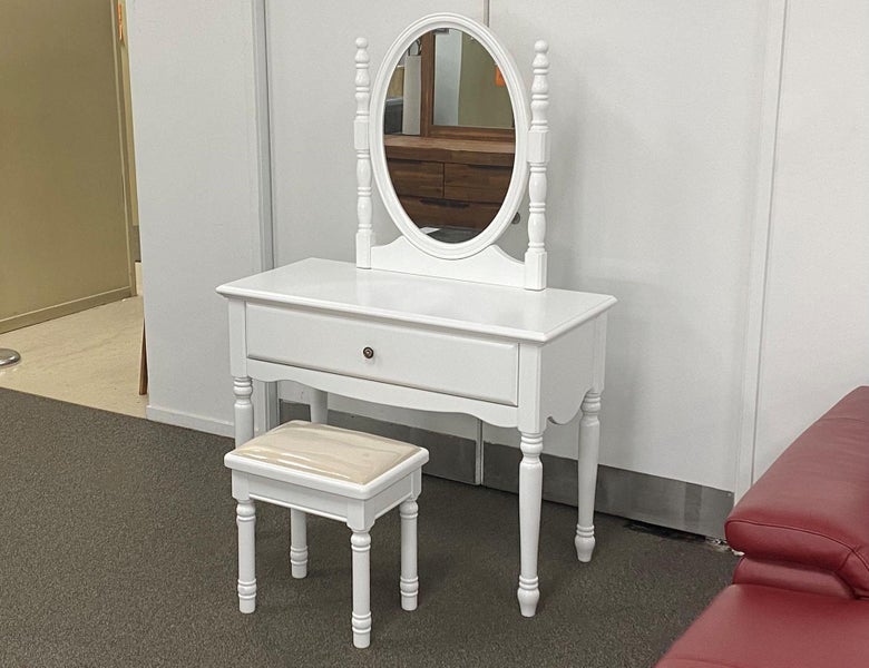 French Style Dressing Table With Stool Carousel 2