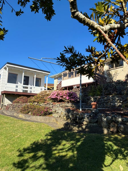 Image 1 of 21