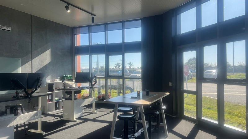 Modern Office for Short – Medium Term Lease in Mt Maunganui South Carousel 1
